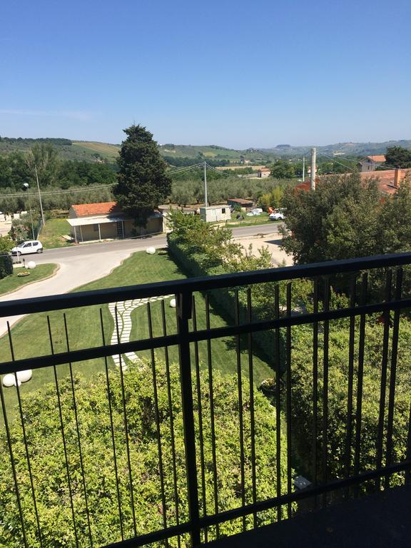 Hotel Di Rocco Loreto Aprutino Zewnętrze zdjęcie