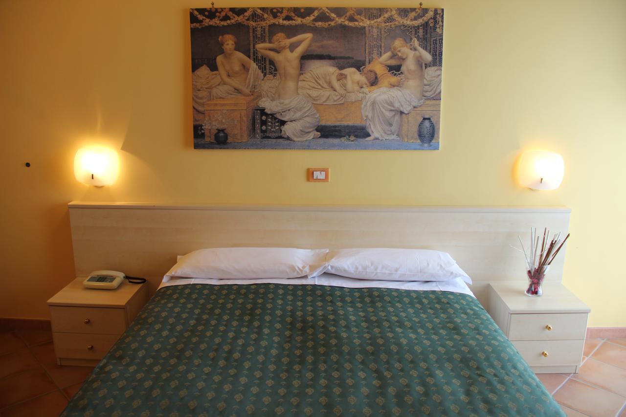 Hotel Di Rocco Loreto Aprutino Zewnętrze zdjęcie