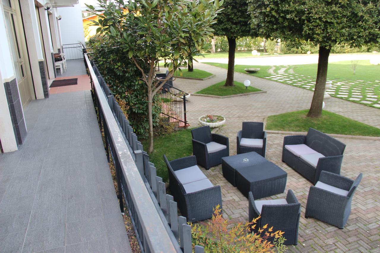 Hotel Di Rocco Loreto Aprutino Zewnętrze zdjęcie